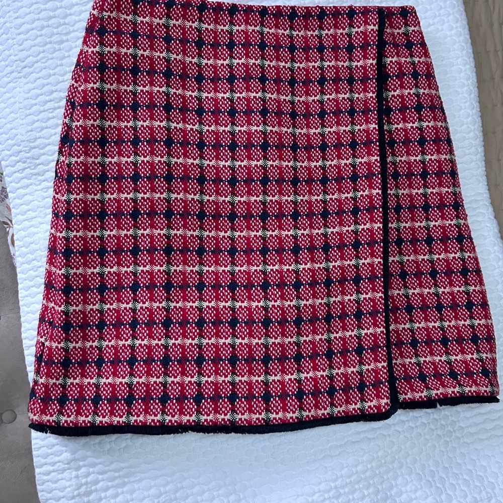 Boden elegant Red and Navy Checkered Mini Skirt